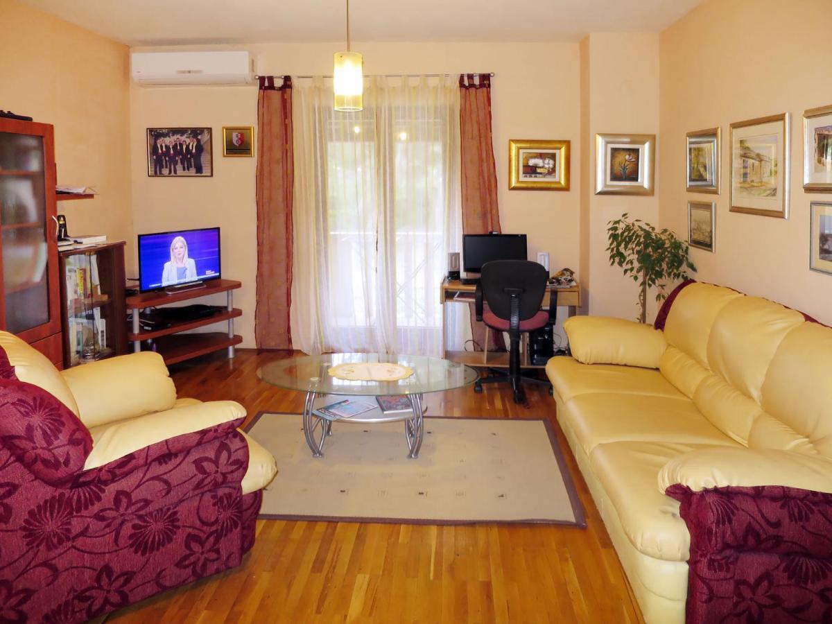 Apartment Mira By Interhome Mirce Kültér fotó